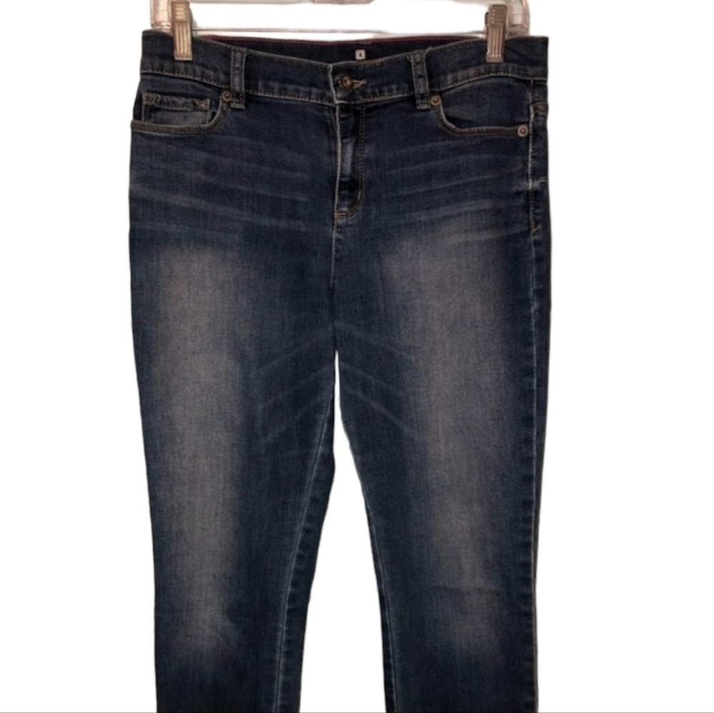 Liz Claiborne size 6 petite blue jeans. City fit. Skinny boyfriend
